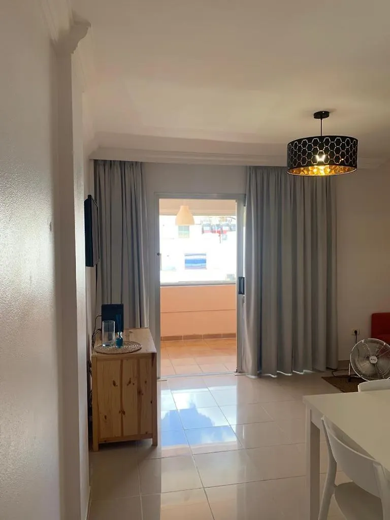 Los Cristianos Apartamento En Residencial Los Seres شقة